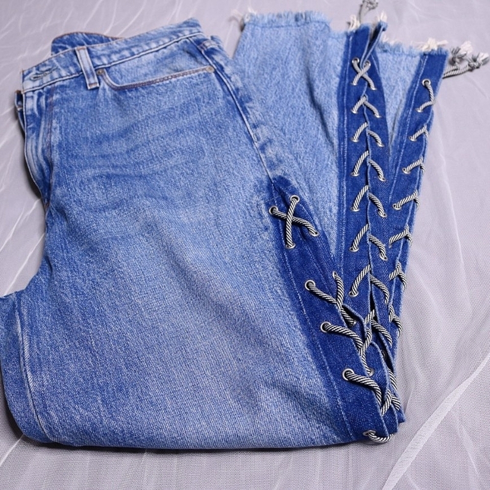 HUDSON Women's Zoeey Hig Rise Lace Up Straight Crop Jean Size 30 - Picture 8 of 9